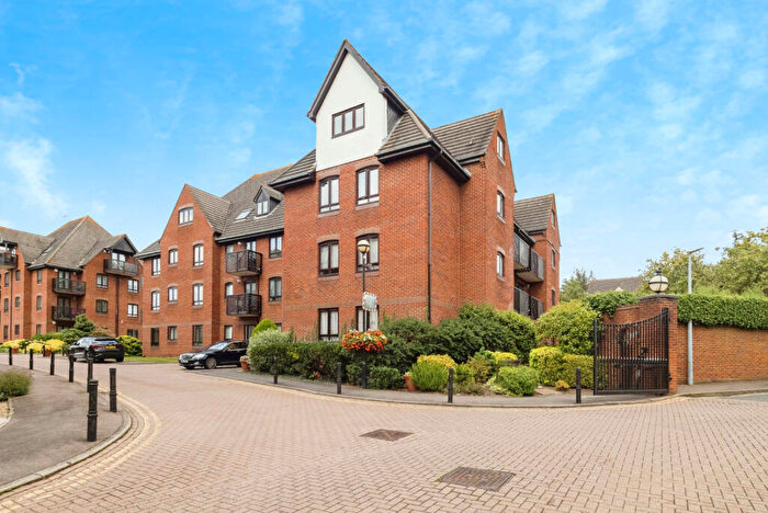 4 Bedroom Penthouse To Rent In Aragon Lodge, Boleyn Court, Epping New Road, IG9