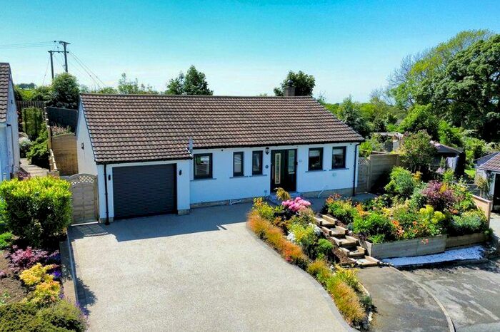 3 Bedroom Detached Bungalow For Sale In Lanty Close, Brigham, CA13