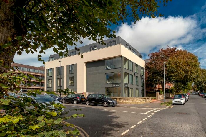 2 Bedroom Flat To Rent In St. Leonards Road, Eastbourne, BN21