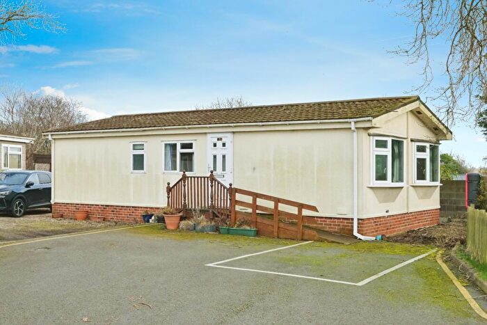 2 Bedroom Park Home For Sale In Ashby Road, Sinope, Coalville, Leicestershire, LE67