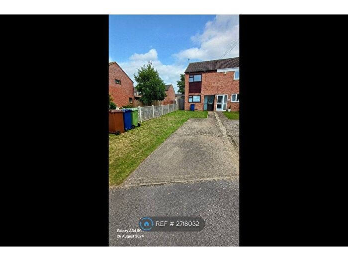 2 Bedroom End Of Terrace House To Rent In Wheatstone Close, Tewkesbury, GL20