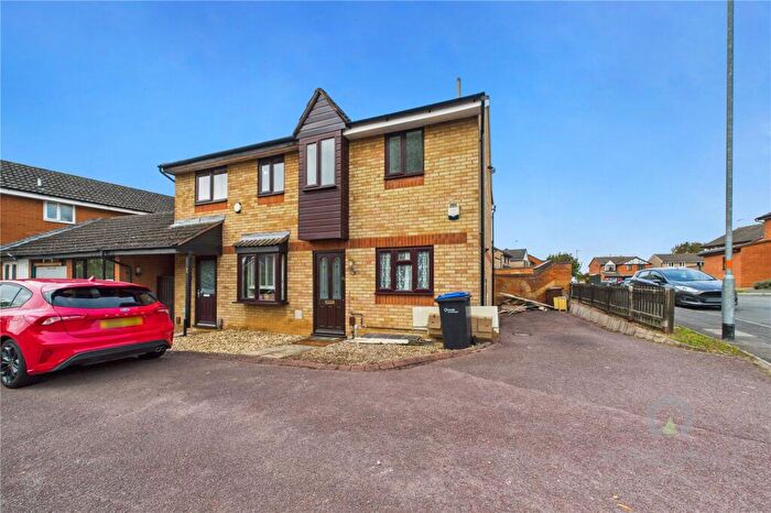 2 Bedroom Semi-Detached House To Rent In Bank View, East Hunsbury, Northampton, NN4