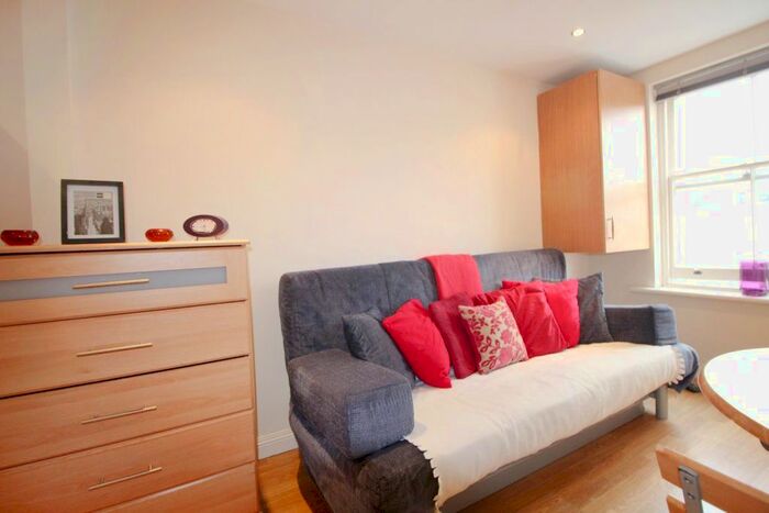 Studio To Rent In Courtfield Gardens, South Kensington, SW5