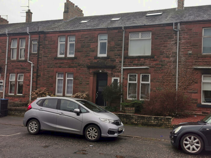1 Bedroom Flat To Rent In Arbuckle Street, KA1