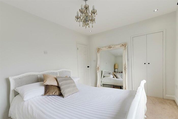 2 Bedroom Semi-Detached House For Sale In Norbett Road, Arnold, Nottinghamshire, NG5