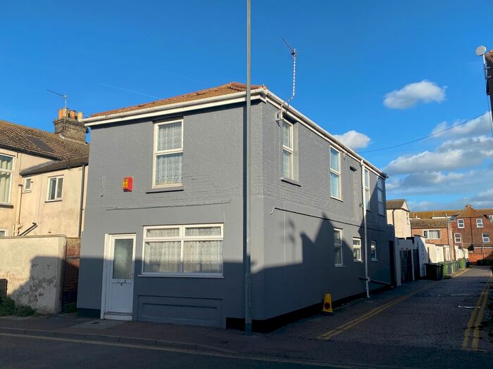 4 Bedroom Terraced House To Rent In Nelson Road Central, Great Yarmouth, NR30