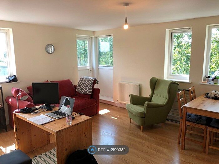 1 Bedroom Flat To Rent In Long Acre House, London, SE28