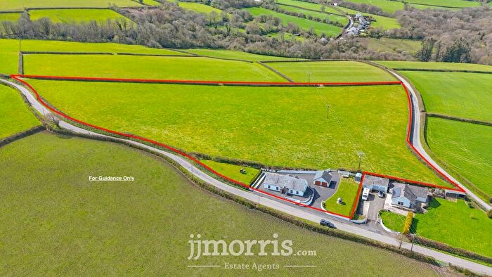 5 Bedroom Smallholding For Sale In Capel Iwan Road, Newcastle Emlyn, SA38