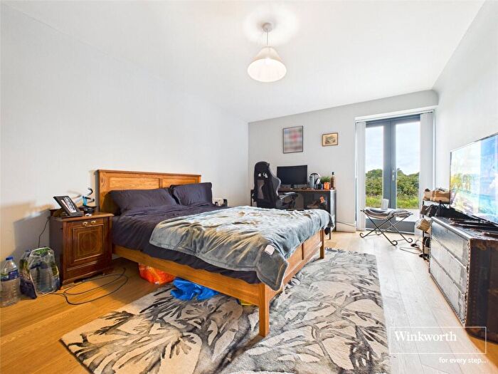 5 Bedroom Barn Conversion For Sale In James Farm, James Lane, Grazeley Green, Reading, RG7