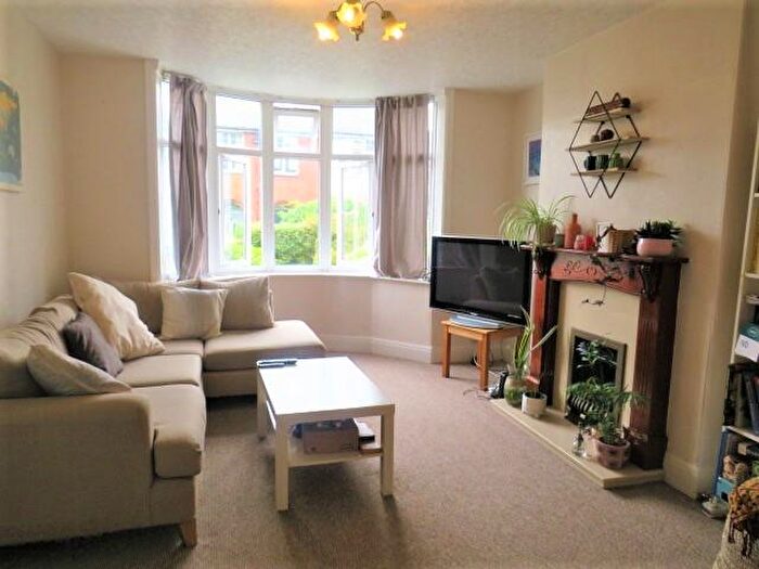 3 Bedroom House To Rent In Elmside Close, Exeter, EX4