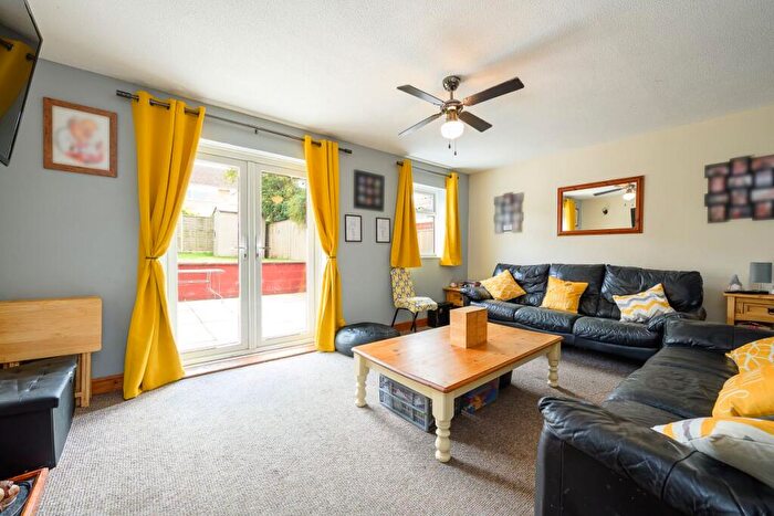 3 Bedroom Semi Detached House For Sale In Beech Close, Ross-On-Wye, HR9