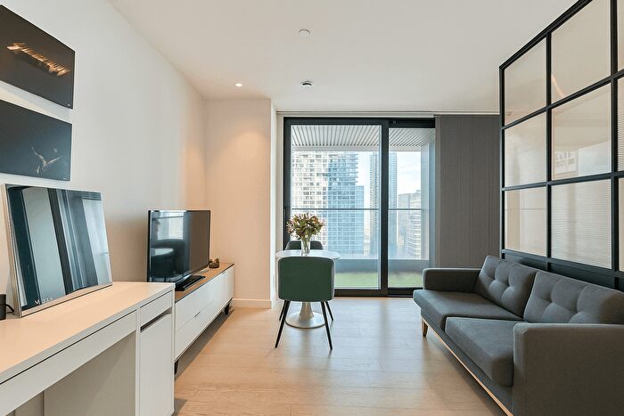 Studio To Rent In Bagshaw Building, Wards Place, Canary Wharf, London, E14