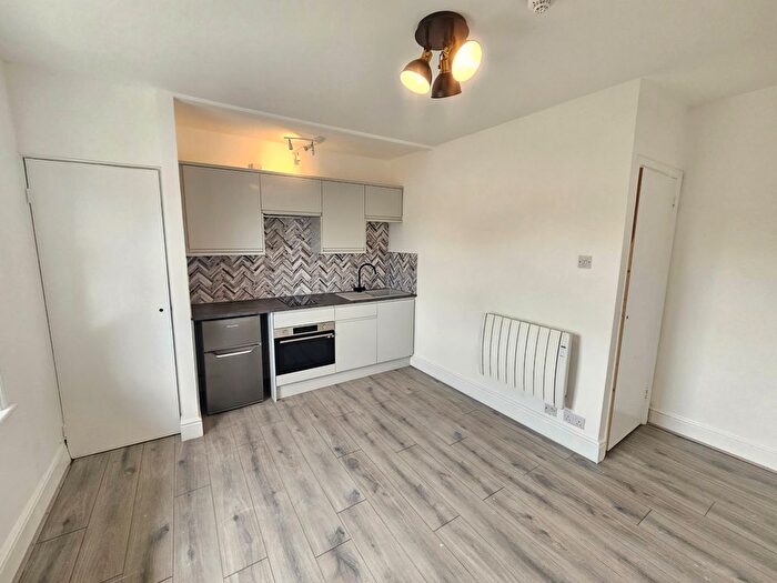 Studio To Rent In Bower Mount Road, Maidstone, ME16