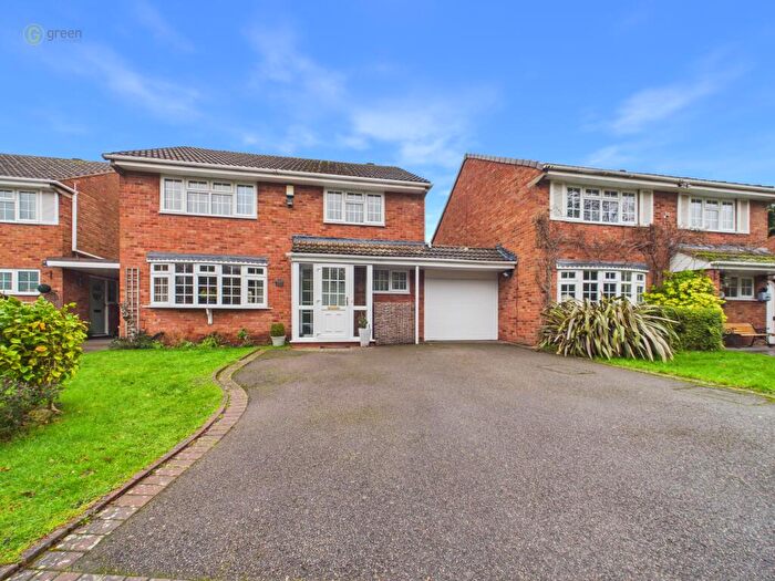 4 Bedroom Link Detached House For Sale In Fox Hollies Road, Walmley, Sutton Coldfield, B76
