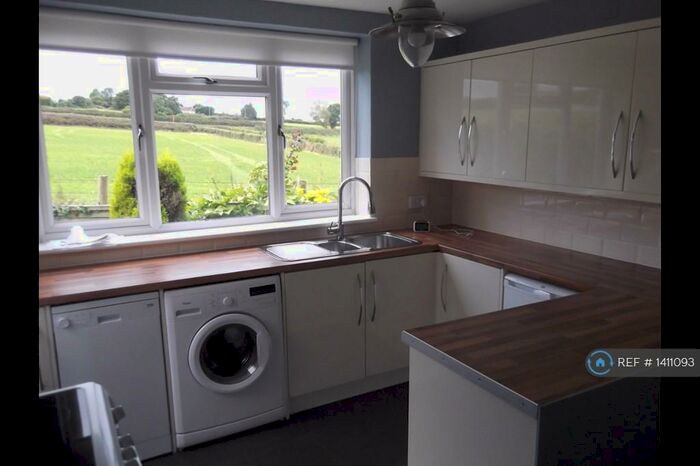 4 Bedroom Detached House To Rent In Southam Road, Banbury, OX17