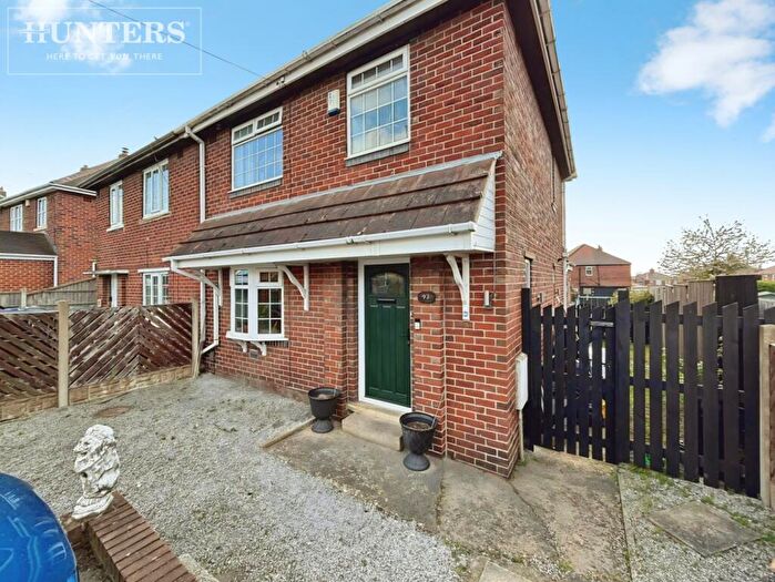 3 Bedroom Semi-Detached House For Sale In Wingfield Road, Barnsley, S71