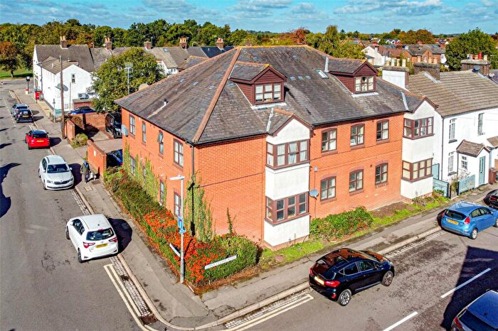 1 Bedroom Apartment To Rent In Faulkner Court, St. Albans, Hertfordshire, AL1