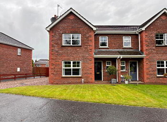 3 Bedroom Semi-Detached House For Sale In Windsor Hill, Waringstown, BT66