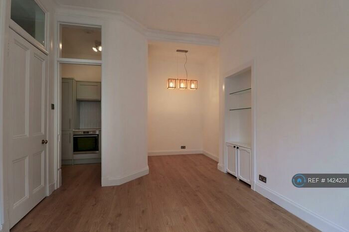 1 Bedroom Flat To Rent In Springvalley Terrace, Edinburgh, EH10