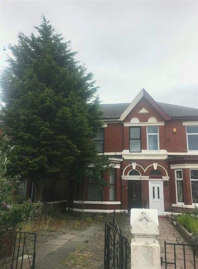 3 Bedroom Semi-Detached House To Rent In Sussex Road, Southport PR8