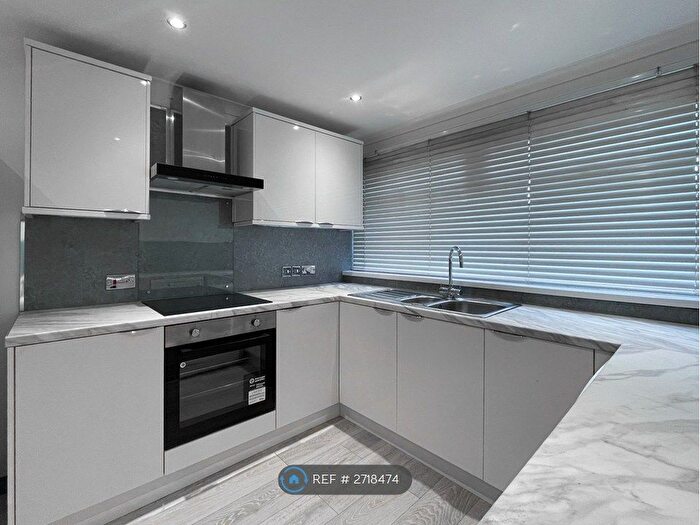 3 Bedroom End Terrace House To Rent In St. Georges Way, Sunderland, SR2