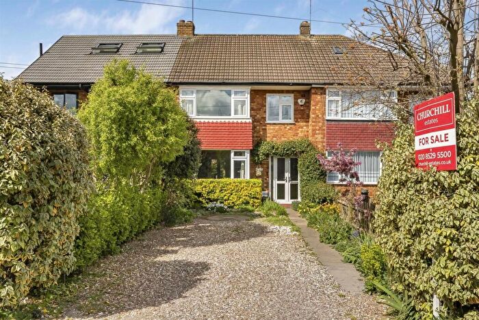 3 Bedroom Terraced House For Sale In Sewardstone Road, Sewardstone, E4