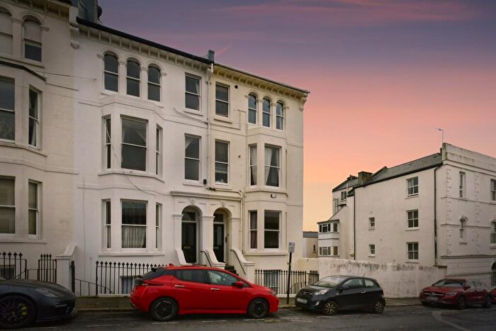 1 Bedroom Flat For Sale In Abbey Road, Brighton, BN2