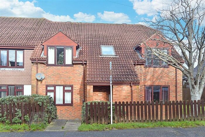 1 Bedroom Flat For Sale In West Street, Burgess Hill, West Sussex, RH15