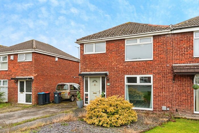 3 Bedroom Semi Detached House For Sale In Hallfield Drive, Elton, Chester, Cheshire, CH2