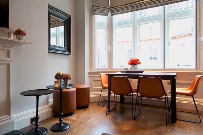 1 Bedroom Flat To Rent In North Audley Street, Mayfair, W1K