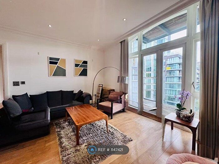2 Bedroom Flat To Rent In Sterling Mansions, London, E1