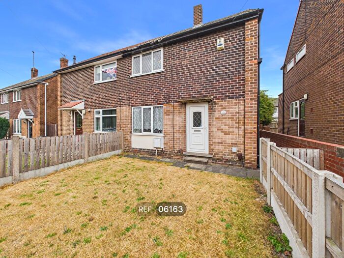 2 Bedroom Semi Detached House To Rent In Woodside, Castleford, West Yorkshire, WF10
