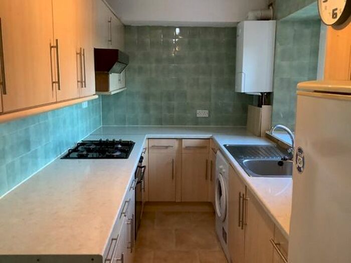 2 Bedroom Flat To Rent In Mcgill Street, Dundee DD4