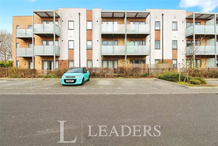 1 Bedroom Apartment For Sale In Blanchard Avenue, Gosport, Hampshire, PO13