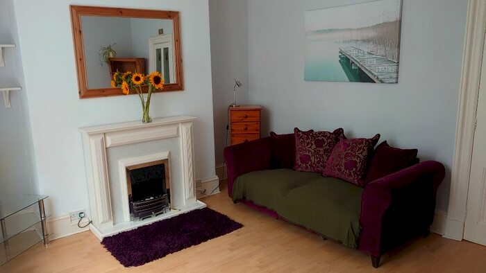 1 Bedroom Flat To Rent In Pittodrie Place, Linksfield, Aberdeen, AB24