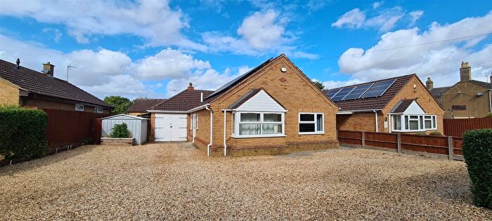 3 Bedroom Detached Bungalow For Sale In Railway Lane North, Sutton Bridge, PE12