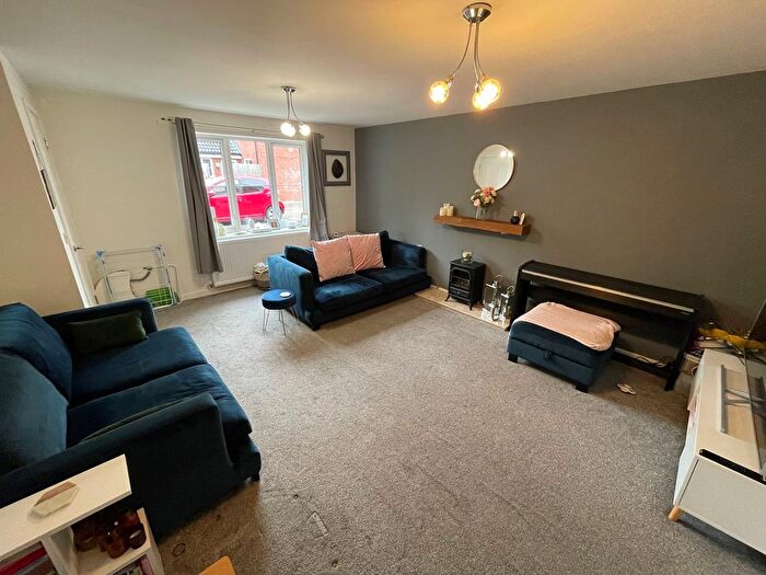 3 Bedroom End Of Terrace House For Sale In Fosse Close, Sapcote, Leicester, LE9