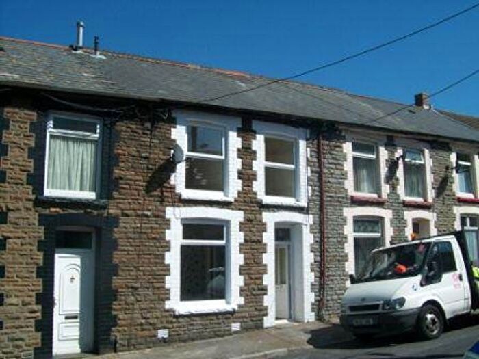 3 Bedroom Property To Rent In King Street, Gelli, Pentre, CF41