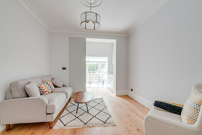 2 Bedroom Apartment To Rent In Arlington Road, Camden, London, NW1