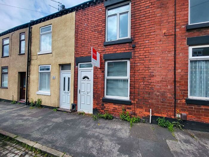 2 Bedroom Terraced House To Rent In Oxford Road, Newcastle, ST5