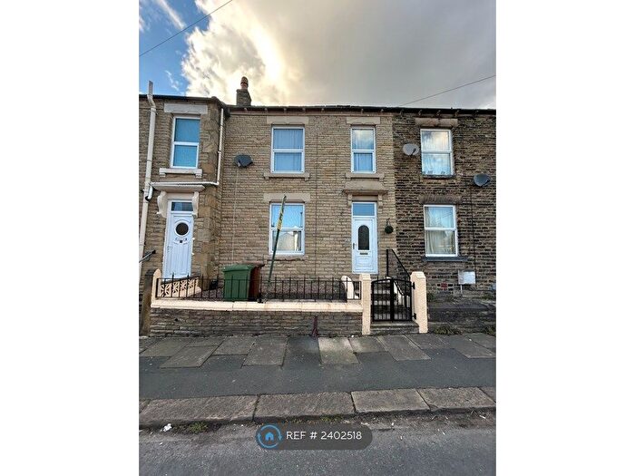 2 Bedroom Terraced House To Rent In Wycliffe Street, Ossett, WF5