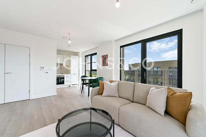 1 Bedroom Apartment To Rent In Sterling Place, New Malden, London, KT3