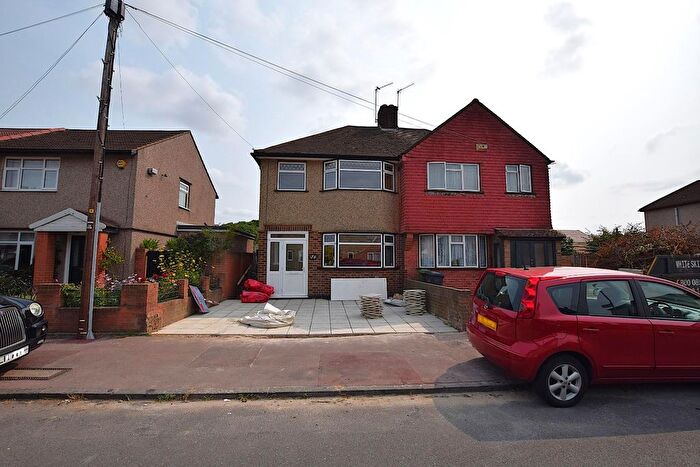 3 Bedroom Property To Rent In Naseby Road, Dagenham, RM10
