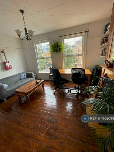 1 Bedroom Flat To Rent In Sussex House, London, NW1