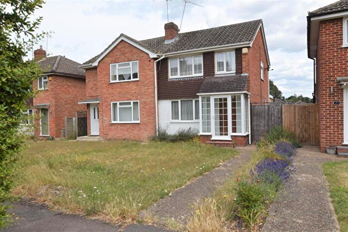 2 Bedroom Semi-Detached House To Rent In Burgess Close, Woodley, RG5