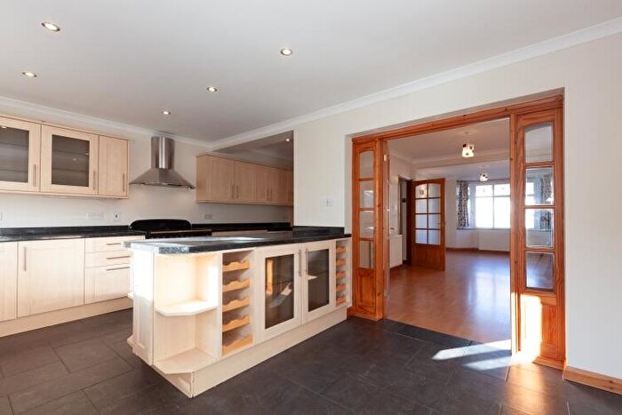 3 Bedroom Semi Detached House To Rent In Mark Road, Headington, OX3