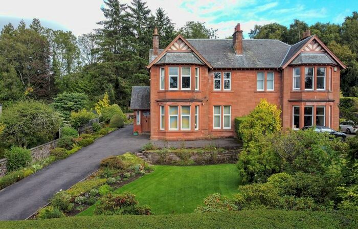 4 Bedroom Semi-Detached Villa For Sale In St Margarets Drive, Dunblane, FK15