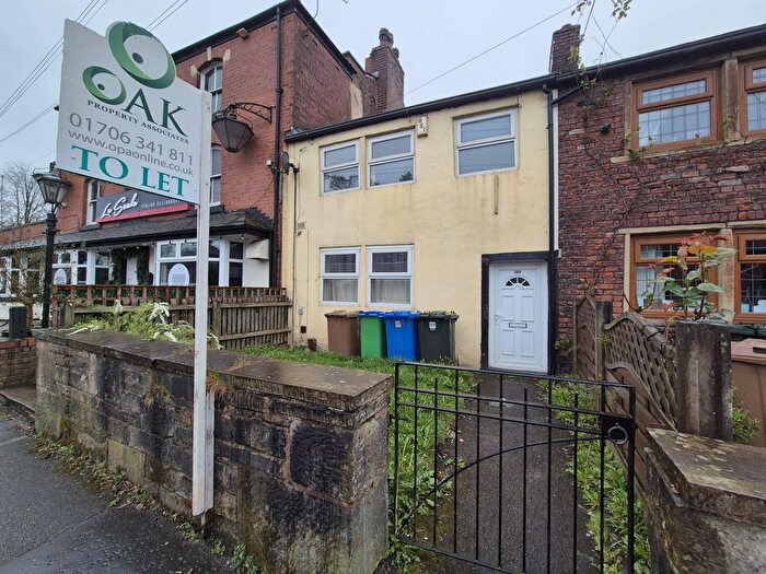 3 Bedroom Terraced House To Rent In Oldham Road, Rochdale, OL11