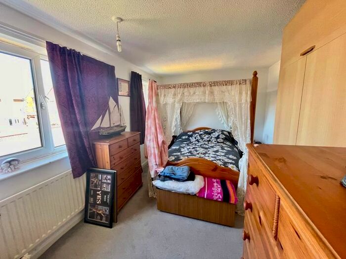 2 Bedroom Semi-Detached House For Sale In Rosedale Crescent, Shildon, DL4