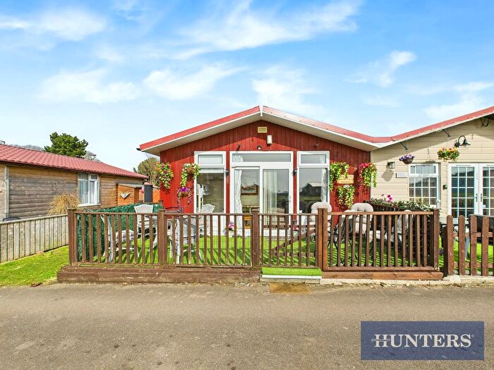 3 Bedroom Mobile/park Home For Sale In Wilsthorpe, Bridlington, YO15